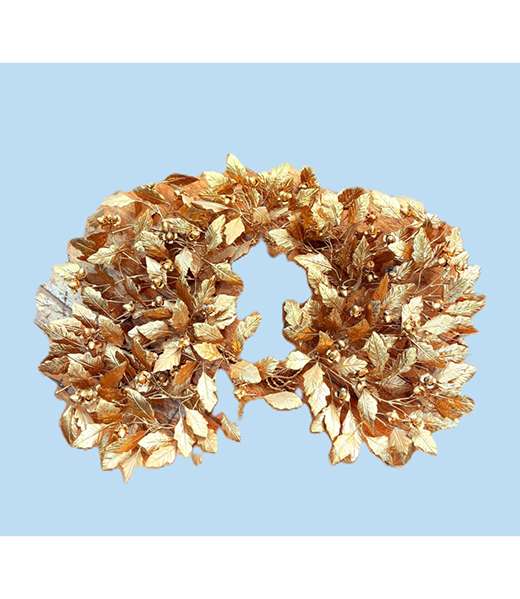 Hazelnut Leaf Wreath